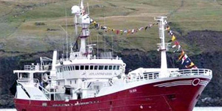 Nyt fra Færøerne uge 37. Atlantsfarið sejler nu ind med 600 tons.  Foto: Atlantsfarid - Skipini
