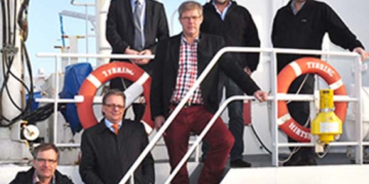 Konstituering af Hirtshals Havns nye bestyrelse.  FotoAnker Laden-Andersen formand og Knud Damgaard næstformand. Sven Buhrkall