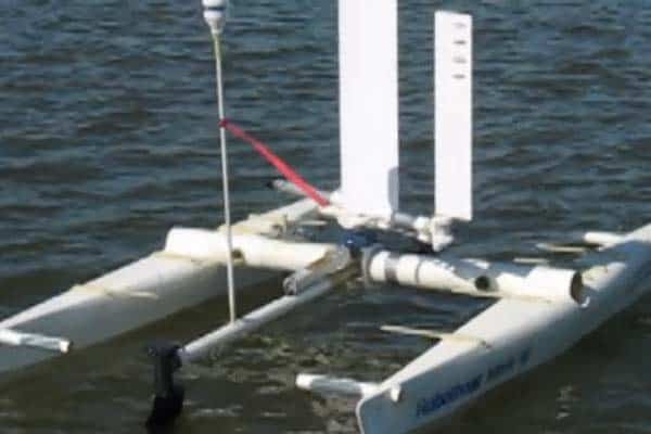 Read more about the article Støt den flydende Robot katamaran der vil undersøge verdenshavene.