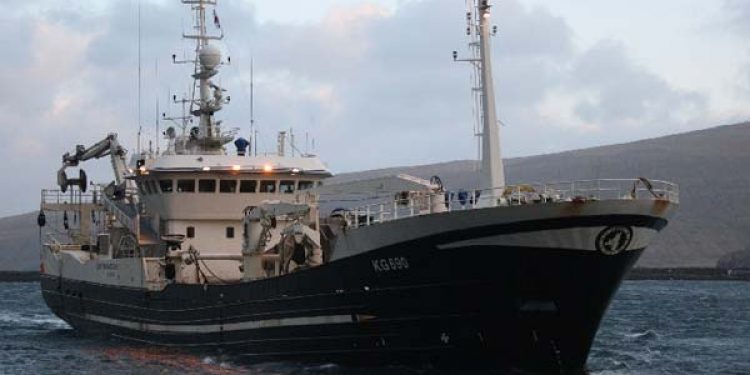 Nyt fra Færøerne uge 7. Christian í Grótinum landede 1800 tons lodde i Fáskrúðfirði