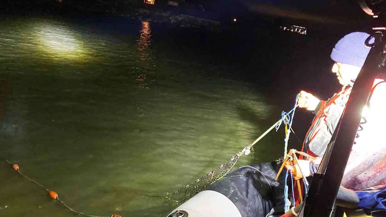 Read more about the article Natlig åle-kontrol afslørede ulovligt fiskeri ved Langeland og Reersø