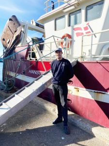 Fiskeskipper Alex Veter med sit nye fartøj HM 120