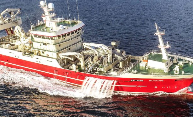 Der er tale om den nyere trawler »Altaire« fra Lerwick på Shetlands-øerne, der blev bygget tilbage i 2004, og som dermed er 10 år yngre end den nuværende »Jupiter« foto: Altaire