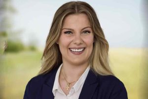En nyvalgt politiker, flere professorer og en journalist er i centrum for en debat om havmiljøet. I Jyllands-Posten har en artikel sat fokus på udtalelser fra Amanda Heitmann (V), som møder skarp kritik fra forskere. Men bag de skarpe overskrifter om »løgn« og »vås« gemmer sig en kompleks debat, hvor landbrugsmediet Growz nu tager til genmæle med en omfattende kritik af både journalisten og de anvendte eksperter. foto: Venstre