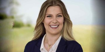 En nyvalgt politiker, flere professorer og en journalist er i centrum for en debat om havmiljøet. I Jyllands-Posten har en artikel sat fokus på udtalelser fra Amanda Heitmann (V), som møder skarp kritik fra forskere. Men bag de skarpe overskrifter om »løgn« og »vås« gemmer sig en kompleks debat, hvor landbrugsmediet Growz nu tager til genmæle med en omfattende kritik af både journalisten og de anvendte eksperter. foto: Venstre