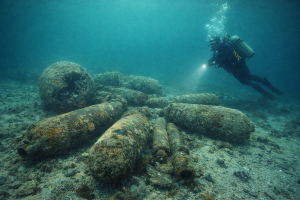 80 år efter Anden Verdenskrig ligger en alvorlig miljøtrussel stadig på havbunden i Østersøen. Millioner tons ammunition og krigsmateriel er efterladt – og noget af det er nu begyndt at lække giftige stoffer. arkivfoto: FiskerForum.dk
