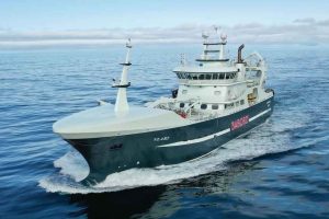 Der er sket rokade i det pelagiske fiskeri, hvor den norske kombineret not- og trawlfartøj, »Andrea L«, nu har skiftet ejerskab og er solgt til det danske rederi Themis Fiskeri A/S i Skagen.