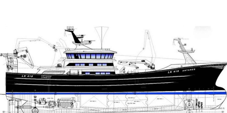 Det kommende nybyggeri får en længde på 78,50 meter og en bredde på 17 meter. Det skal efter planen leveres i marts 2028.  foto Karstensens Skibsværft