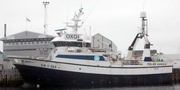 Trawleren GR 6-134 »Polar Aassik« fik mandag eftermiddag brand ombord, da man under fiskeri 150 sømil ud for Qasiannguit (Christianshåb), og med trawlet i vandet, måtte kalde alarmcentralen. foto: FiskerForum.dk