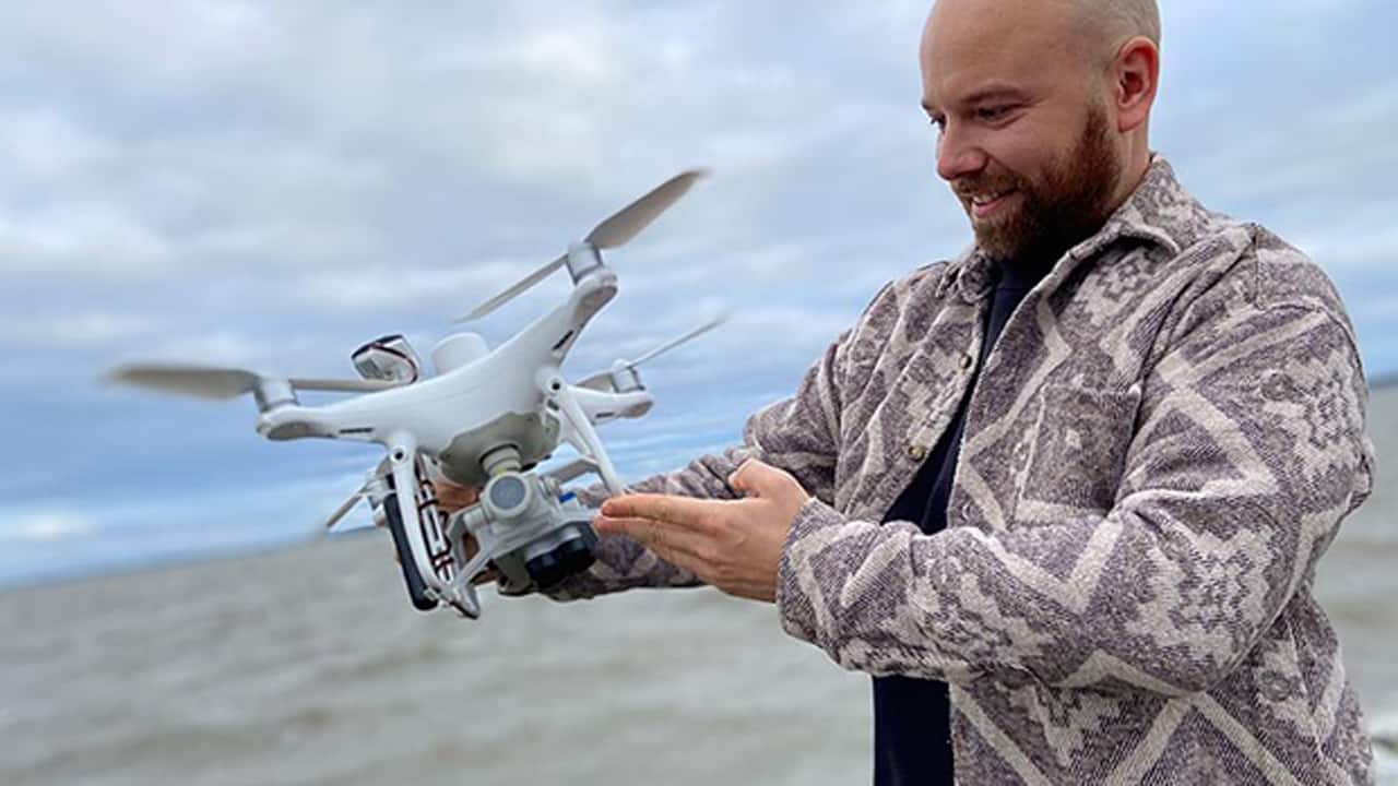 Read more about the article Droner Revolutionerer Kortlægningen af Ålegræsset i Havet