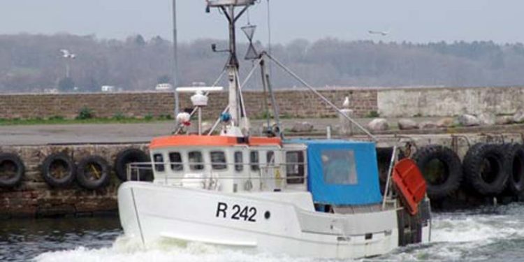 Tidligere tjente man godt i fiskeriet.  arkivfoto: Bornholmsk trawler der idag ikke er i det bornholmske fiskeri R242 Kon-tiki