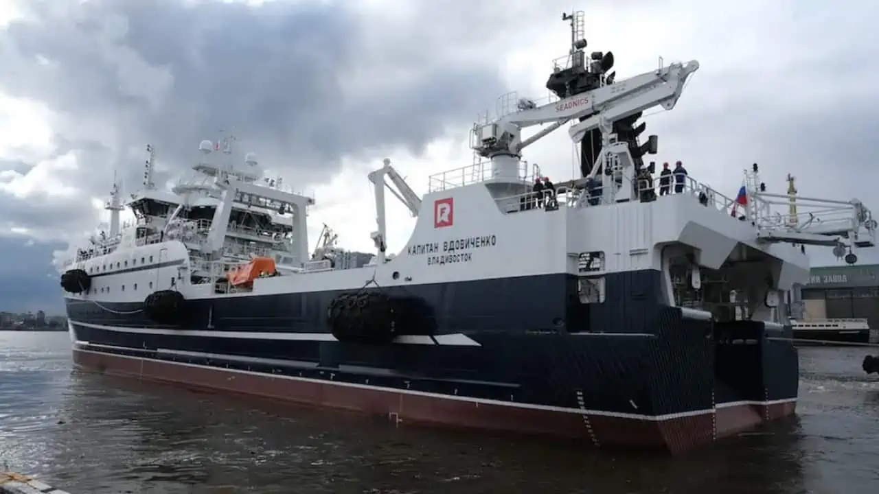 Read more about the article Russiske trawlere er ikke velkomne i EU – men det er de i Norge og på Færøerne