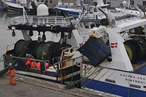 Fiskeriaktiviteterne gør Hirtshals Havn til Danmarks andenstørste konsumhavn.  Arkivfoto: Hirtshals Trawler - Hirtshals Havn