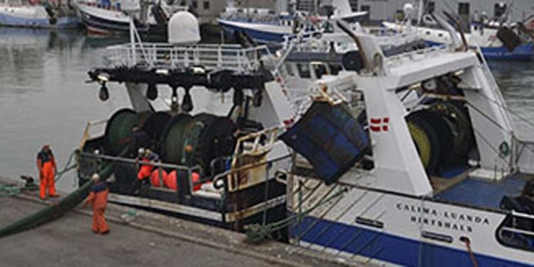 Fiskeriaktiviteterne gør Hirtshals Havn til Danmarks andenstørste konsumhavn.  Arkivfoto: Hirtshals Trawler - Hirtshals Havn
