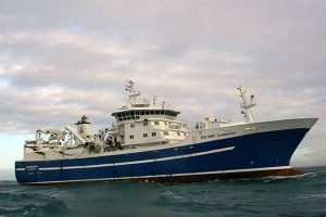 Der er indført EU-sanktioner mod Færøerne. Arkivfoto:  Færøsk trawler - Skipini