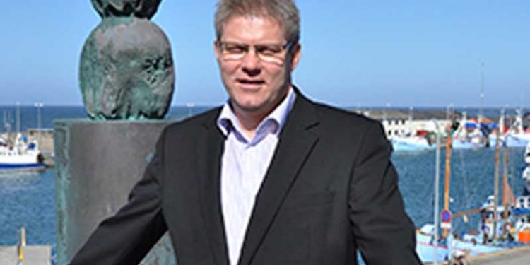 Arne Boelt skal varetage fire vestkysthavnes interesser .  foto: Arne Boelt nyt bestyrelsesmedlem i Danske Havne - Hirtshals Havn