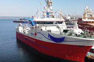Nexø-rederiet Ocean Prawns A/S afventer stadig, at deres million store investering bliver sejlklar og efterfølgende kan sætte kurs og fart mod mere nordlige farvande. foto: Tersan Shipyard
