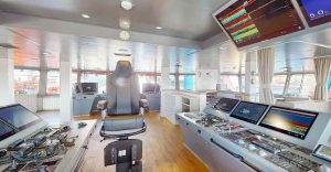 For bestyrelsesformand Kristian Barslund er 50 års erfaring fra broen på en trawler det vigtigste værktøj til at navigere gennem de nuværende markedsforstyrrelser. foto: Atlantic Enterprise Ocean Prawns