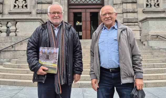 Organisationen »[Fair Spildevand](https://fairspildevand.dk/det-glade-budskab-kvaelstof-mere-ven-end-fjende/)« langer hårdt ud efter Miljøministeriet og taler ligefrem om en »plumrådden kultur« og en »trafikulykke i slowmotion«, når de beskriver Trepartsaftalen og hele vandmiljøindsatsen. Kritikken bygger på mange års deltagelse i ministerielle følgegrupper, indtil organisationen Fair Spildevand blev udelukket i 2025.