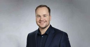 Beinir Johannesen har samtidig bekræftet, at han overtager posten som lagmand og dermed bliver den yngste regeringsleder i Færøernes historie. foto: Privat Lindedin