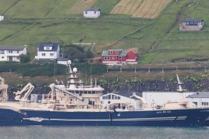 Det islandske fartøj Beitir landede i ugen der gik en last på 1.800 tons makrel