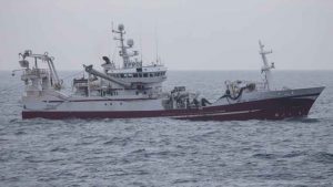 den færøske trawler **Birita** i sidste uge en last på 1.800 tons blåhvilling til Havsbrún foto: Kiran J