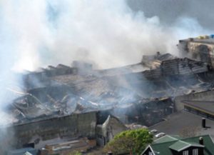 Efter kæmpebrand: Arbejdet med at genopføre færøsk fabrik er startet  Foto: fra den 9. juni 2017