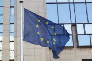 EUFA bifalder aftalen om en overgangsperiode i Brexitforhandlingerne.