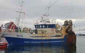 Búgvin anløb havnen med en samlet last på 19 tons (38.000 pund), hvoraf langt størstedelen bestod af fine fladfisk. fot: TJ Fiskur.fo