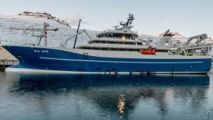 Den førende islandske fiskerivirksomhed Eskja, der har base i Østkysthavnen i Eskifjörður, satte i denne uge en ny rekord, med landingen af den største blåhvilling-fangst, der nogensinde er landet på én gang i Island. foto: Eskja