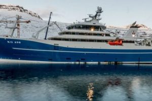 Færøerne: Fantastiske blåhvilling-fangster billede: Eskja Island