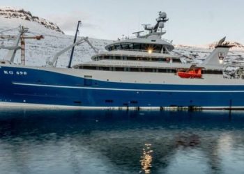 Færøerne: Fantastiske blåhvilling-fangster billede: Eskja Island
