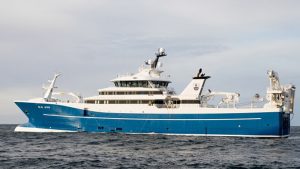 Den Færøske trawler Christian í Grótinum landede ligeledes i sidste uge en last på 3.300 tons blåhvilling i Karmøy Norge. foto: Kiran J 