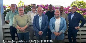 Foto: Niels Dalsgaard, direktør, Musholm A/S (formand), Morten Priess, direktør, AquaPri A/S (næstformand), Lars Erik Holtegaard, direktør, Blue Food, Jørgen Jøker Trachsel, direktør, Ådal Dambrug, Anders Brandt-Clausen, direktør, BioMar A/S, Christian Ravn Jørgensen, direktør, FREA Solutions ApS, Tim Holmgaard Petersen, direktør, Snaptun Fisk Export A/S, Anders Carøe Bylling, koncernchef, Aller Aqua A/S og Jens Sillas Jensen, direktør, Freia Forellen Export A/S (mangler på foto)