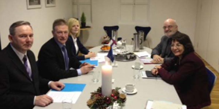 Åbent brev til Damanaki fra den færøske fiskeriminister.  Foto: Mødet på Færøerne mellem blandt andet  fiskeriminister på Færøerne Jacob Vestergaard og fiskerikommissær Maria Damanaki  - EU