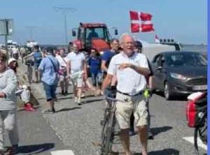 Demonstration »kør langsomt på Rømø-dæmningen« snapshot