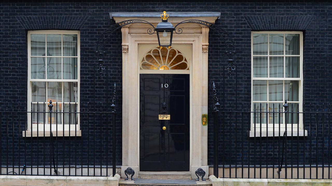 Read more about the article Downing Street 10 ønsker fortsat et ja eller et nej til Boris’s Brexit aftale