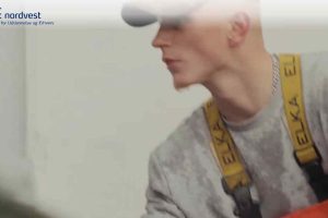 Mens kampen om de unge raser på tværs af alle brancher, kan North Sea College i Thyborøn nu melde om »fuldt hus« efter DM i Skills 2026. Med en direkte og synlig indsats lykkedes det skolen at sikre en håndfuld nye elever, der er klar til en fremtid på dækket eller i akvakulturen. EUC Nordvest