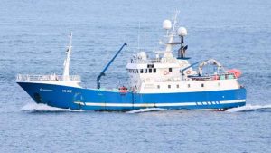 I Tórshavn landede fryse- og lineskibet **Eivind**, i sidste uge en last på ca. 180 tons i Tórshavn. foto: KiranJ 