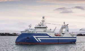 Islandsk største fiskeindustri får ny trawler  Foto: »Engey«  - HB Grandi