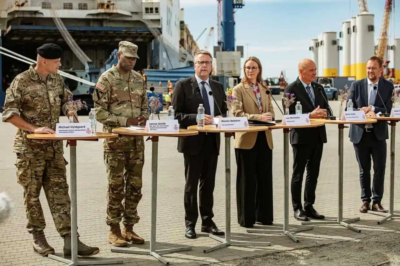 Read more about the article Fra tidligere fiskerihavn og offshorehavn til nu også at være NATO-Havn