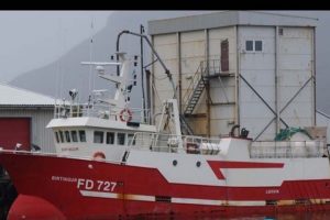 Nyt fra Færøerne uge 35.  Foto: Trawleren Birtingur