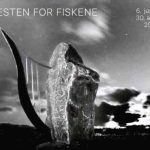 Fisken har altid været Hanstholms ubestridte livsnerve – men den er også poesi, symbolik og kunst. Til sommer genopstår ånden fra de legendariske »Nordatlantiske Nætter« i 1980’erne, når Det Nordatlantiske Fyr blænder op for en storslået kulturfejring. foto DNFH