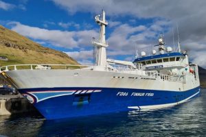 Færøerne: Makrelbådene fortsætter lidt endnu inden man rigger om til sild foto: Fiskur.fo / Birgir Waag Høgnesen