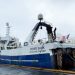 Færøerne: Fransk trawler lander kuller i Tvøroyri. foto: Fisher Bank