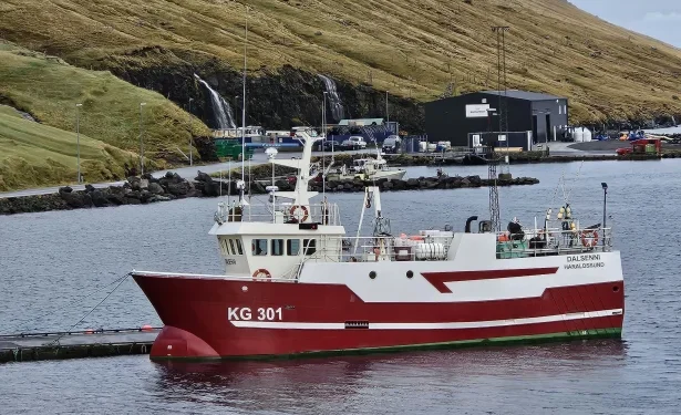 Linefartøjet Fiskivarði er solgt til en virksomhed i Hvannasund - Johan Lutzen Fiskur.fo