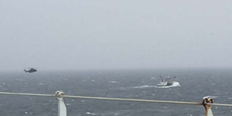 Redningsaktion af Belgisk trawler i Nordsøen.  Arkivfoto: MFV Z548 Flamingo  fotograf : Jesper Korshøj Pedersen "Begonia Seaways