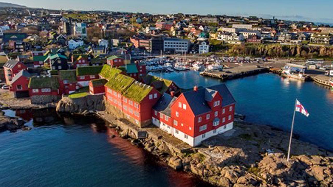 Read more about the article Fiskeri-reformen rulles tilbage af ny borgerlig regering på Færøerne