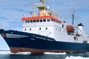 Ansøgningsfrist om skibstid ved DCH for 2015.  Foto: Havforskningsskibet DANA - DCH