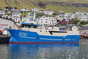 Den mindre trawler **Fríðborg** landede i sidste uge en last på 5,5 tons, hvoraf det meste var rødspætter. foto: Fiskur - KS